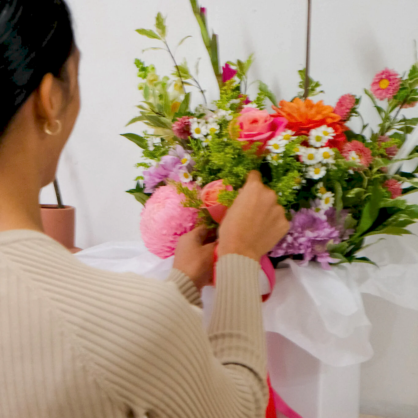 Vase arrangement - Poppy Rose Flowers Brisbane